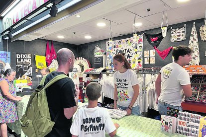 Divendres va obrir la botiga al Mercat Central.