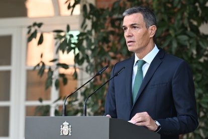 El president espanyol, Pedro Sánchez, durant la seva declaració institucional sobre Israel i Gaza a la Moncloa