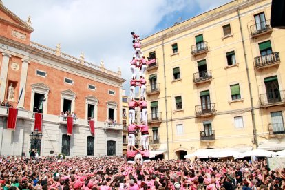 4d9 net de la Colla Vella a la plaça de la Font.