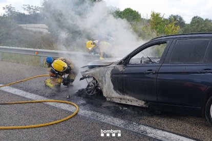 Imatge del vehicle afectat a l'AP-7 a Vila-seca
