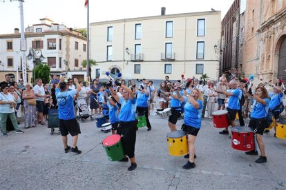 Els carrers de Riudoms s’ompliran de ritme aquest diumenge amb la primera trobada de batucades organitzada al municipi.