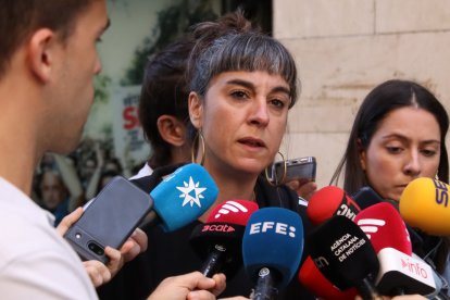 La portaveu nacional de la CUP, Su Moreno, en una atenció als mitjans aquest dilluns