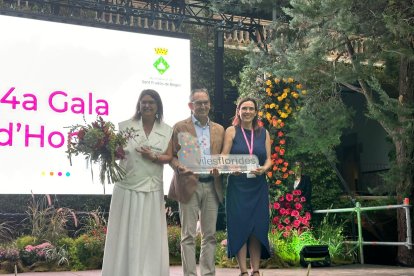 L'alcaldessa de Reus, Sandra Guaita, i el regidor de Via Pública, Daniel Marcos, van recollir el guardó.