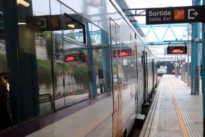 El tren a l'estació de Vic