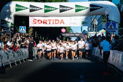 La vigília de la cursa, la rambla Lluís Companys es convertirà en l’epicentre de la Women Race amb una tarda d’activitats obertes i solidàries.