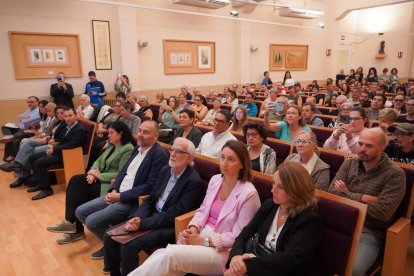 El doctor Francesc Tosquelles va revolucionar les teràpies i la institució de la salut mental, promovent una atenció més humana i propera.