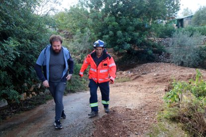 l'episodi encara manté aïllats, dies després, molts veïns que viuen en masies i habitatges disseminats.