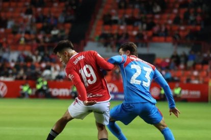 Juanda Fuentes durant el duel.