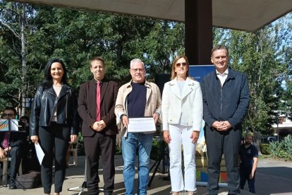 D’esquerra a dreta: Júlia Gómez, Eduard Cendra, Pere Granados, Montse i Josep Baiges.