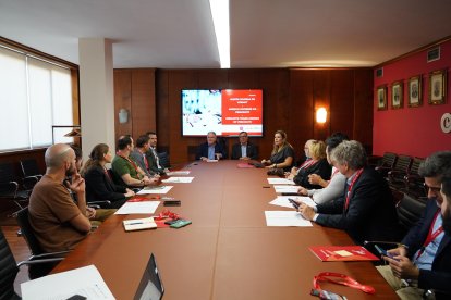 Fotografia de la primera missió inversa del vermut de la Cambra de Comerç de Reus