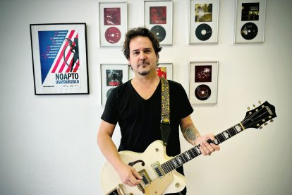 Imatge del músic Erik López, nominat als Night Flight Music Video Festival de Nova York