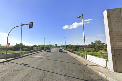El projecte preveu l'ampliació del pont del Francolí.