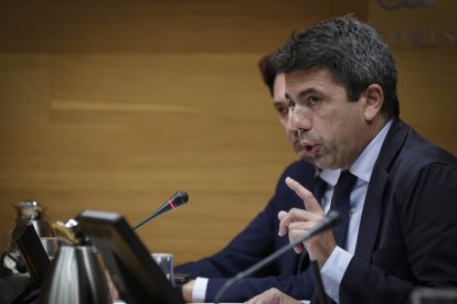El president de la Generalitat Valenciana en funcions, Carlos Mazón, aquest dimarts a la comissió de les Corts Valencianes