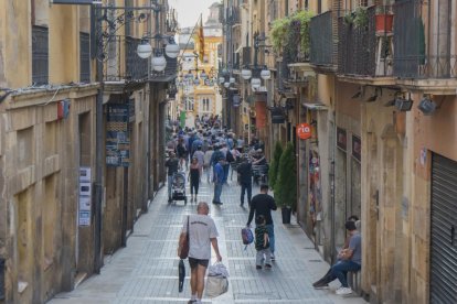 Imatge d'arxiu del carrer Major a la Part Alta.