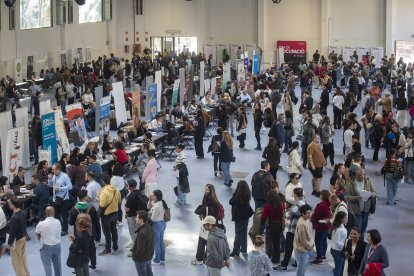 Més de 90 empreses van participar en la nova edició de la Fira de l’Ocupació de la Cambra de Tarragona, celebrada al Recinte Firal.
