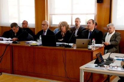 Imatge del judici contra l'exalcalde dels Pallareos, Jaume Domínguez, i altres acusats.