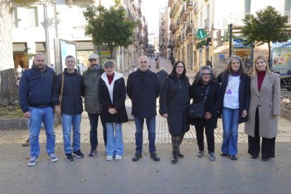 Els republicans van anunciar ahir les mesures, acompanyats de famílies afectades