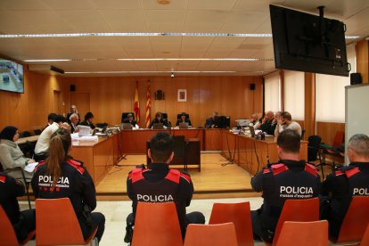 L’origen del conflicte es remunta a un incident entre persones d’ètnia gitana i magrebina al barri l’estiu de 2023