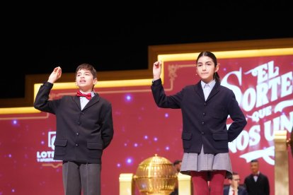 Els nens de San Ildefonso canten un quart premi.