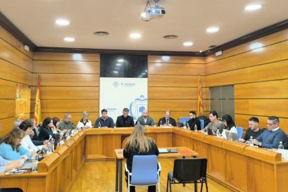 Imatge del saló de plens municipal durant la sessió celebrada el passat dilluns.