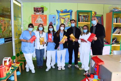 Els jugadors d'hoquei visiten l'Hospital de Reus