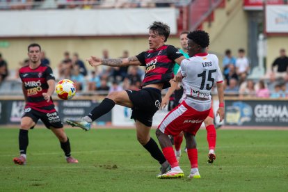 El ja exdavanter roig-i-negre Dani Homet.