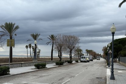 Coma-ruga recuperarà l’aparcament de rotació al passeig Marítim