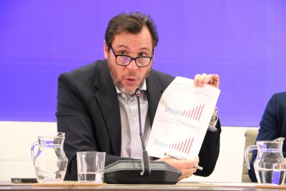 El ministre de Transports, Óscar Puente, en roda de premsa