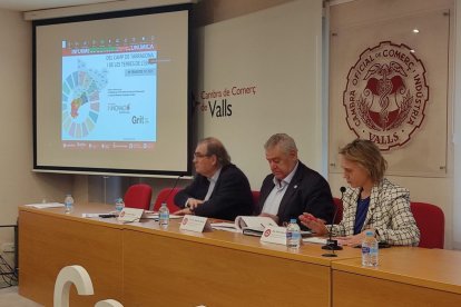 L’estudi presentat ahir a Valls confirma el bon moment del mercat laboral a la demarcació, però adverteix de desequilibris estructurals.