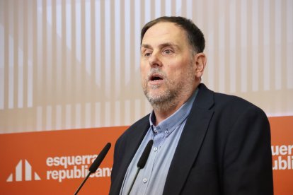 El president d'ERC, Oriol Junqueras, durant una roda de premsa a la seu del partit.