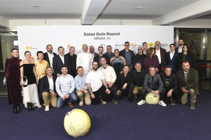 Los nuevos Soles 2026 en Catalunya: Dos Palillos (Barcelona), con Dos Soles; 539 Plats Forts (Girona), AMAR (Barcelona), Besta (Barcelona), Cervus (Tarragona), Eldelmar (Barcelona), Dvisi (Girona), Fontané (Girona), Quintaforca (Tarragona), Marangels (Girona), Prodigi (Barcelona) y Sisè (Lleida) con Un Sol; junto a los Tres Soles de la región, Alkimia, Can Jubany, Cocina Hermanos Torres, Disfrutar, Lasarte, Les Cols y El Celler de Can Roca.