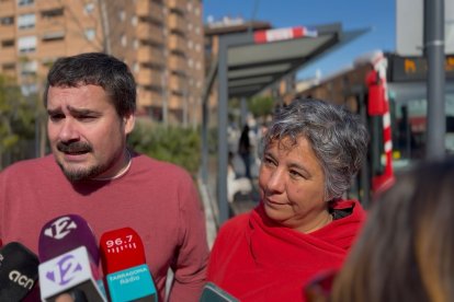 El portaveu municipal d’En Comú Podem a Tarragona, Jordi Collado, i la diputada dels Comuns al Parlament, Susana Segovia.