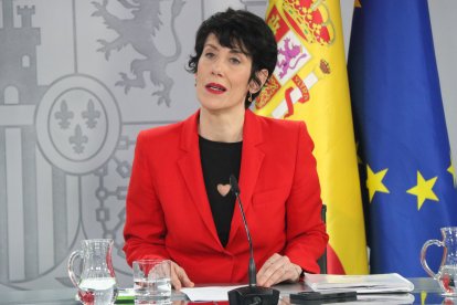 Elma Saiz en roda de premsa