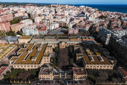 Imatge aèria de la Tabacalera.