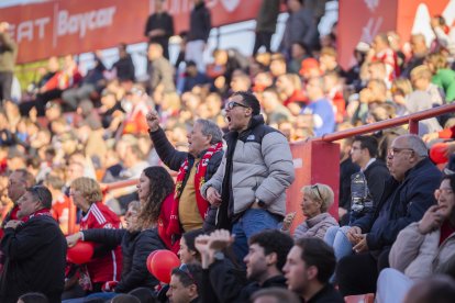 L'afició del Nàstic al Nou Estadi.