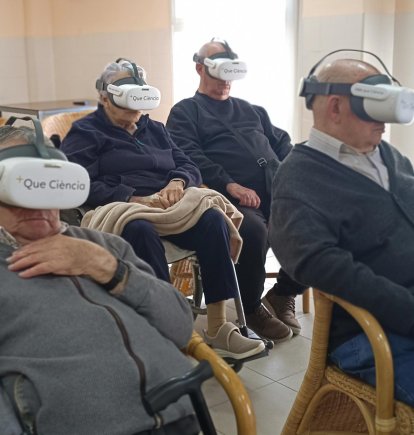 Els avis i àvies de la residència Cordia de Burgos van fer el seu primer passeig virtual per Atapuerca.