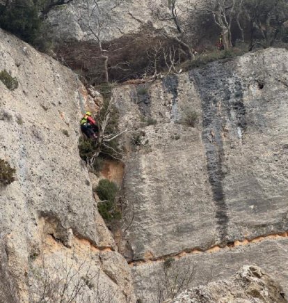 Imatge del rescat al Grau de Carrasclet, a Morera de Montsant