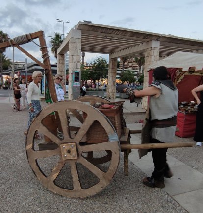 El mercat medieval obrirà avui de les 17 h fins a mitjanit i demà i passat de les 11 h també fins a les 00 h.