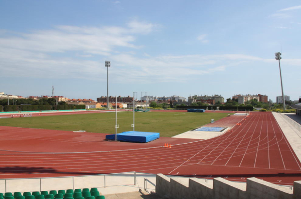 Plano general del Estadio de Atletismo de Campclar, que fue reformado en motivo de los Juegos Mediterráneos.