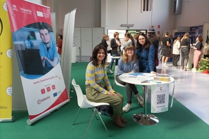 La fira compta amb més d’una quarantena d’expositors diferents.