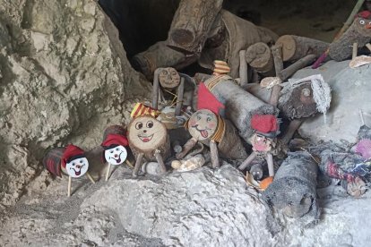 Imagen de la Cova dels Tions en Mont-ral.