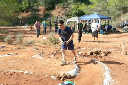 Coincidint amb la disputa del Ral·liRACC Catalunya Costa Daurada a Alcover es va disputar una competició de ràdio control amb vehicles a escala 1/10