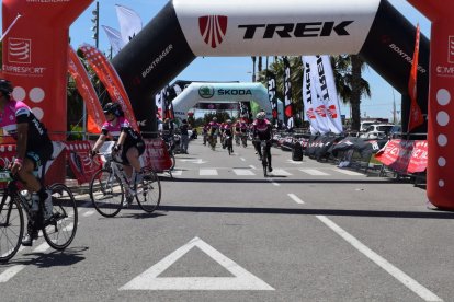 Reus ha acollit la tercera edició de la Polar Gran Fondo La Mussara-Reus, una marxa cicloturista que va néixer l'any 2014. L'acte ha comptat amb més de 6.300 participants, distribuits ente la modalitat Gran Fondo (189 km) i la Medio Fondo (97 km). La modalitat més llarga té un desnivell positiu de 3.200 metres, mentre que l'altre és de 1.600 metres.