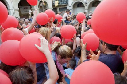 Acte en què l'Àliga de Valls fa una crida als vallencs a la festa major i els nens han de convéncer els Nans de la ciutat perquè participin també de la festa.