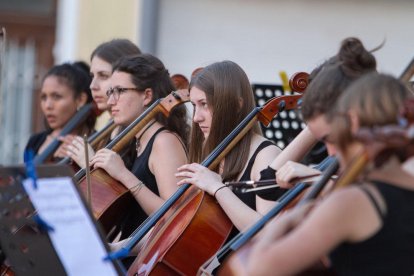 Concerts de final de curs del Conservatori de Vila-seca, a la plaça d'Estudi.
