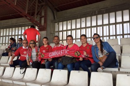 Si l'equip ha estat de 10 a La Romareda, l'afició ha estat un 11. Feia molt de temps que no es recordava un desplaçament tan massiu per part de socis i aficionats del Nàstic, però el de La Romareda ha estat un partit marcat amb una X i en negreta per a la parròquia grana.