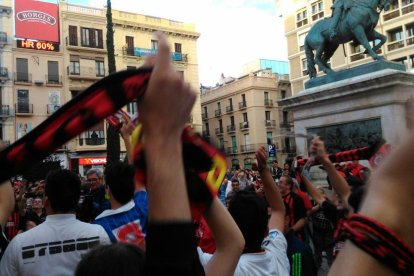 Celebració de l'ascens a Segona A del CF Reus. Plaça Prim