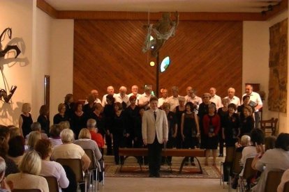 Aquest diumenge 29 de maig, l'església Sant Jordi del Cap Salou va ser l'escenari de les Jornades de Cant Coral incloses dins de la programació del Teatre Auditori de Salou (TAS). Les corals que van participar són: la Coral Alborada, la Coral Eixàrcia, el cor Vasc Ama-lur i la coral convidada Santa Maria del Pilar de Saragosssa.