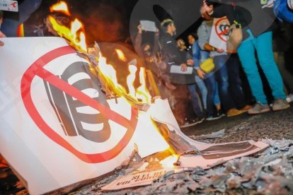 Critiquen l'arribada de Felip VI a Barcelona