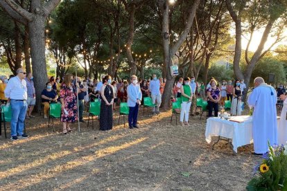 Rocio de Luz de la CAsa de Andalucía de Tarragona y Provincia a l'ermita de la Pineda de Vila-seca.